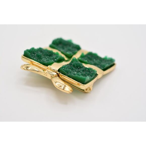 Vintage Christmas Present Pin Brooch Crystal Geode Gift Box Gold Green BinAQ - Picture 9 of 12
